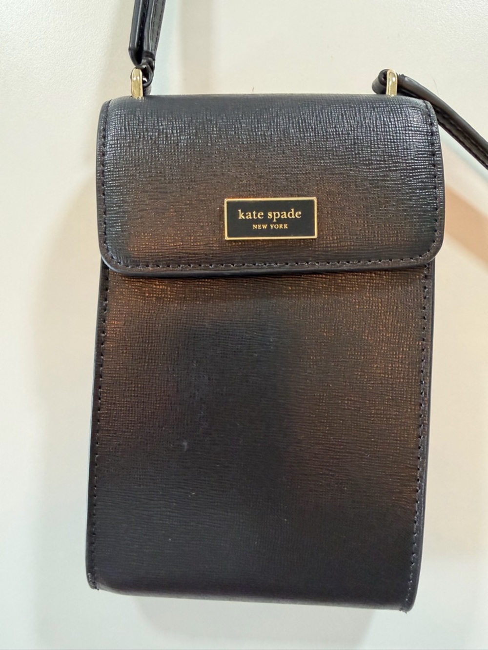 Kate Spade Serena Phone Crossbody Black Saffiano Leather